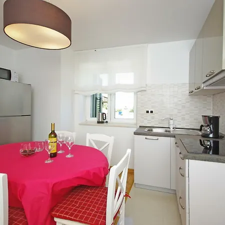 Apartment Jasika *