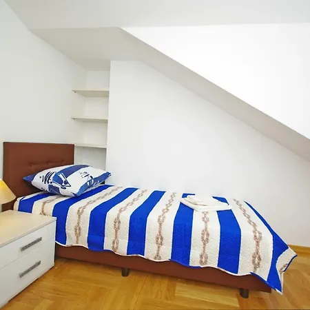 Apartment Jasika *